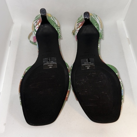 Guess Tropical Print Stiletto Heels with Ankle Strap Size 9.5M - NWOT - Picture 9 of 10